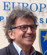 Bernard Gracia Bernard Gracia